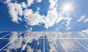 Solar panels installed by Suncovia reflecting a bright, sunny sky—delivering clean energy and maximum efficiency under ideal conditions.